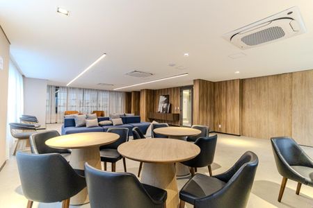 Apartamento à venda com 30m², 1 quarto e sem vaga Apartamento à venda com 30m², 1 quarto e sem vagaSalão de Festas