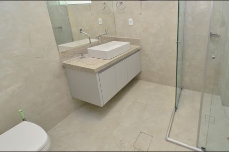Apartamento para alugar com 110m², 3 quartos e 1 vaga Apartamento para alugar com 110m², 3 quartos e 1 vagaBanheiro Social