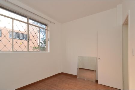 Apartamento para alugar com 110m², 3 quartos e 1 vaga Apartamento para alugar com 110m², 3 quartos e 1 vagaQuarto 2
