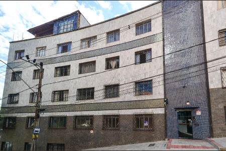 Apartamento para alugar com 110m², 3 quartos e 1 vaga Apartamento para alugar com 110m², 3 quartos e 1 vagaFachada