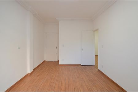 Apartamento para alugar com 110m², 3 quartos e 1 vaga Apartamento para alugar com 110m², 3 quartos e 1 vagaSala de Estar
