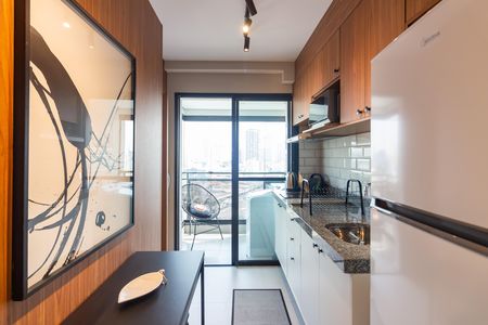 Sala e Cozinha  de apartamento para alugar com 1 quarto, 25m² em Centro, Osasco