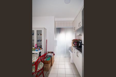 Apartamento à venda com 65m², 2 quartos e 2 vagas Apartamento à venda com 65m², 2 quartos e 2 vagasCozinha