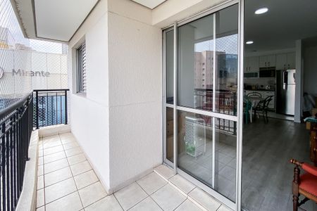 Apartamento à venda com 65m², 2 quartos e 2 vagas Apartamento à venda com 65m², 2 quartos e 2 vagasVaranda