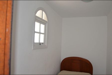 Casa de condomínio para alugar com 200m², 4 quartos e 4 vagas