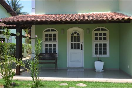 Casa de condomínio para alugar com 200m², 4 quartos e 4 vagas