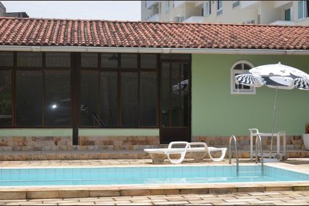Casa de condomínio para alugar com 200m², 4 quartos e 4 vagas