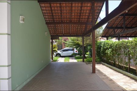 Casa de condomínio para alugar com 200m², 4 quartos e 4 vagas
