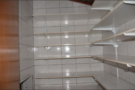 Casa de Condomínio para alugar com 4 quartos, 200m² em Pendotiba, Niterói