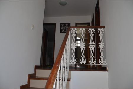 Casa de condomínio para alugar com 200m², 4 quartos e 4 vagas