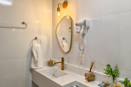 Apartamento para alugar com 58m², 2 quartos e 1 vaga Apartamento para alugar com 58m², 2 quartos e 1 vagaBanheiro