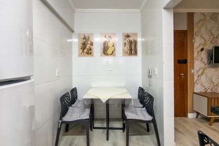 Apartamento para alugar com 58m², 2 quartos e 1 vaga Apartamento para alugar com 58m², 2 quartos e 1 vagaCozinha