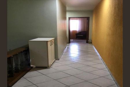 Casa à venda com 231m², 4 quartos e 2 vagas