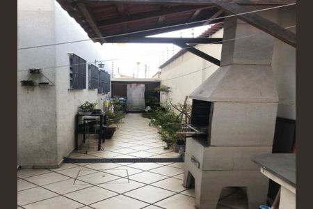 Casa à venda com 231m², 4 quartos e 2 vagas