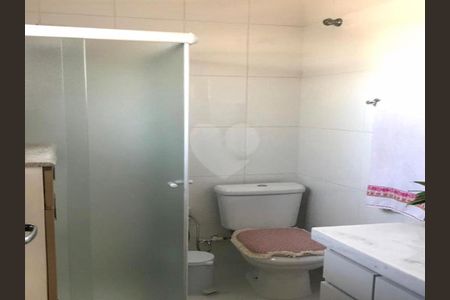 Casa à venda com 231m², 4 quartos e 2 vagas