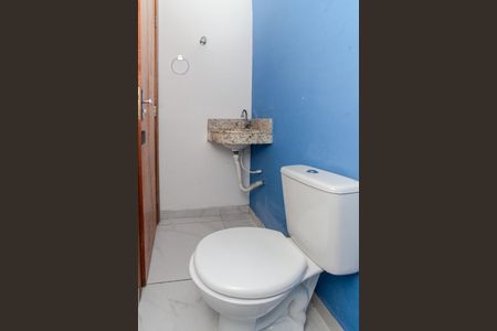 Sala - Lavabo de casa de condomínio para alugar com 2 quartos, 41m² em Vila Mazzei, São Paulo