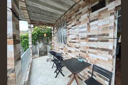Varanda de casa à venda com 4 quartos, 136m² em Tomás Coelho, Rio de Janeiro