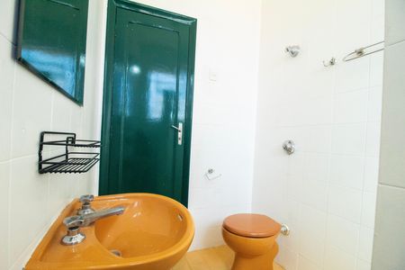 Apartamento para alugar com 70m², 2 quartos e sem vaga Apartamento para alugar com 70m², 2 quartos e sem vagaBanheiro Social
