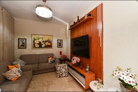 Sala de TV de casa para alugar com 4 quartos, 353m² em Renascença, Belo Horizonte