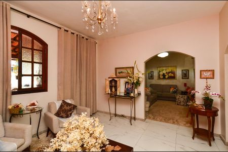 Sala de Estar de casa para alugar com 4 quartos, 353m² em Renascença, Belo Horizonte