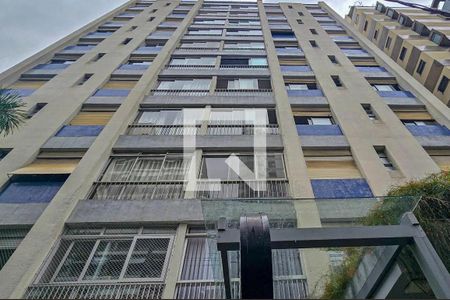 Apartamento para alugar com 87m², 2 quartos e 1 vaga Apartamento para alugar com 87m², 2 quartos e 1 vagaFachada