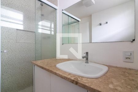 Apartamento para alugar com 87m², 2 quartos e 1 vaga Apartamento para alugar com 87m², 2 quartos e 1 vagaBanheiro da Suíte