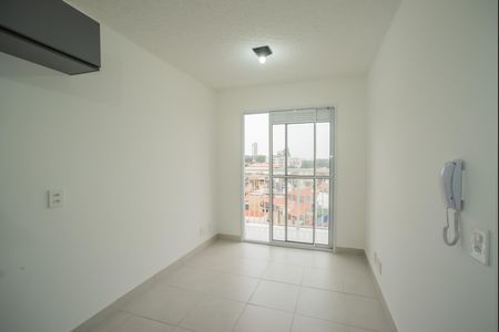 Sala de kitnet/studio para alugar com 1 quarto, 30m² em Planalto Paulista, São Paulo