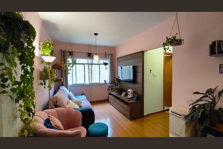 Apartamento à venda com 58m², 2 quartos e 1 vagaSala