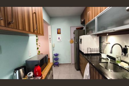 Apartamento à venda com 58m², 2 quartos e 1 vagaCozinha