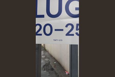 Casa de condomínio à venda com 70m², 2 quartos e 2 vagas Casa de condomínio à venda com 70m², 2 quartos e 2 vagasPlaquinha