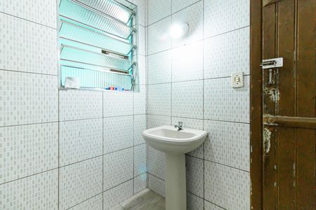 Casa de condomínio à venda com 70m², 2 quartos e 2 vagas Casa de condomínio à venda com 70m², 2 quartos e 2 vagasBanheiro