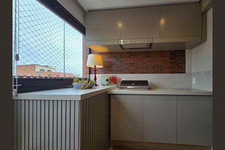 Apartamento à venda com 108m², 3 quartos e 2 vagas Apartamento à venda com 108m², 3 quartos e 2 vagasVaranda Gourmet