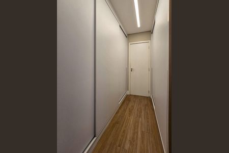 Apartamento à venda com 108m², 3 quartos e 2 vagas Apartamento à venda com 108m², 3 quartos e 2 vagasCorredor
