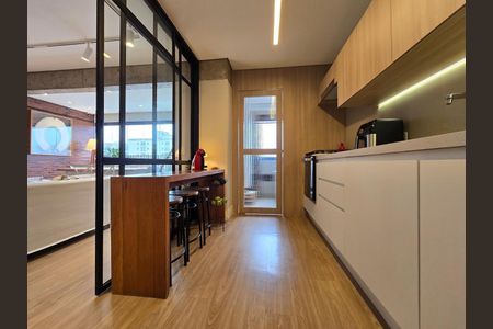 Apartamento à venda com 108m², 3 quartos e 2 vagas Apartamento à venda com 108m², 3 quartos e 2 vagasCozinha