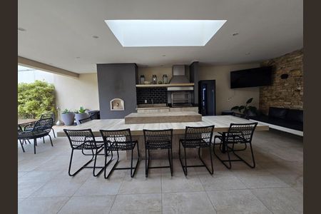Apartamento à venda com 108m², 3 quartos e 2 vagas Apartamento à venda com 108m², 3 quartos e 2 vagasEspaço Gourmet