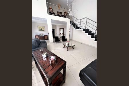 Casa de condomínio à venda com 252m², 4 quartos e 4 vagas Casa de condomínio à venda com 252m², 4 quartos e 4 vagasFoto 04