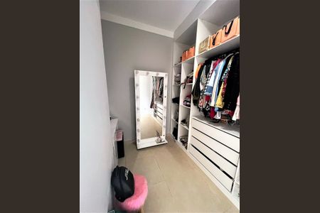 Casa de condomínio à venda com 252m², 4 quartos e 4 vagas Casa de condomínio à venda com 252m², 4 quartos e 4 vagasFoto 22