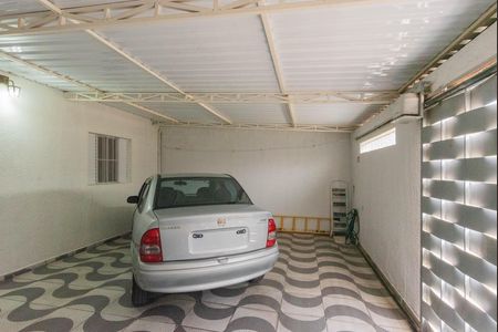 Casa à venda com 127m², 2 quartos e 2 vagas Casa à venda com 127m², 2 quartos e 2 vagasGaragem