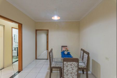 Casa à venda com 127m², 2 quartos e 2 vagas Casa à venda com 127m², 2 quartos e 2 vagasSala de Jantar