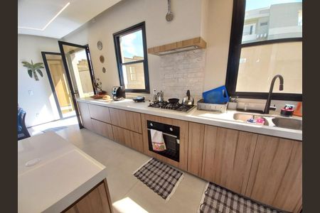 Casa de condomínio à venda com 298m², 5 quartos e 4 vagas Casa de condomínio à venda com 298m², 5 quartos e 4 vagasFoto 25