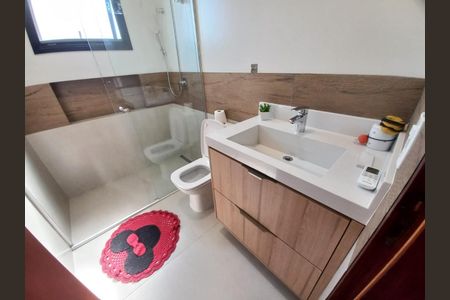 Casa de condomínio à venda com 298m², 5 quartos e 4 vagas Casa de condomínio à venda com 298m², 5 quartos e 4 vagasFoto 11