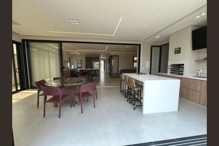 Casa de condomínio à venda com 298m², 5 quartos e 4 vagas Casa de condomínio à venda com 298m², 5 quartos e 4 vagasFoto 08
