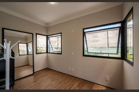Casa de condomínio à venda com 298m², 5 quartos e 4 vagas Casa de condomínio à venda com 298m², 5 quartos e 4 vagasFoto 57