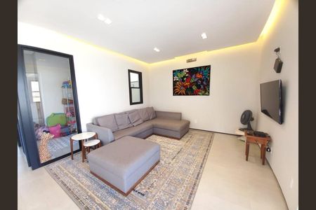 Casa de condomínio à venda com 298m², 5 quartos e 4 vagas Casa de condomínio à venda com 298m², 5 quartos e 4 vagasFoto 32