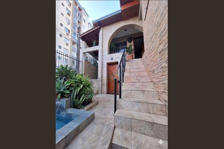 Casa à venda com 180m², 2 quartos e 2 vagas