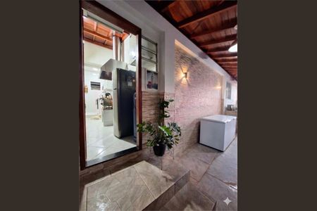Casa à venda com 180m², 2 quartos e 2 vagas