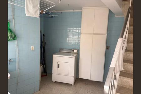 Foto 15 de casa à venda com 2 quartos, 200m² em Vila Nova Conceição, São Paulo