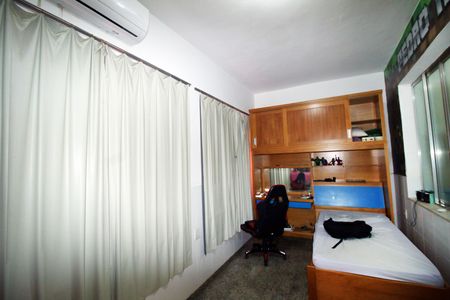 Quarto 2 de apartamento à venda com 3 quartos, 110m² em Olaria, Rio de Janeiro