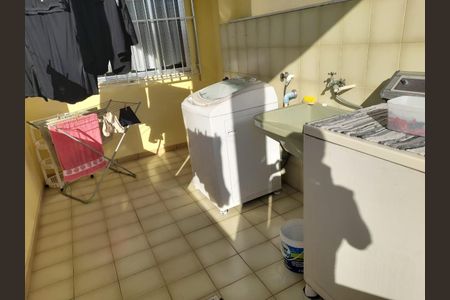 Casa para alugar com 241m², 3 quartos e 3 vagas Casa para alugar com 241m², 3 quartos e 3 vagasÁrea externa