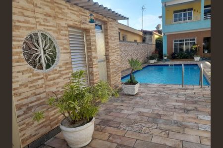 Casa para alugar com 241m², 3 quartos e 3 vagas Casa para alugar com 241m², 3 quartos e 3 vagasÁrea externa